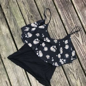 Rue 21 Sunflower tank